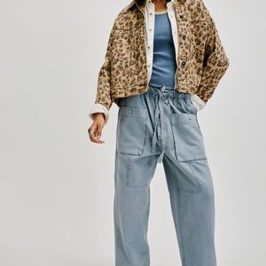 Free People NWOT River Stone Pants in Autumn Sky Size Small.